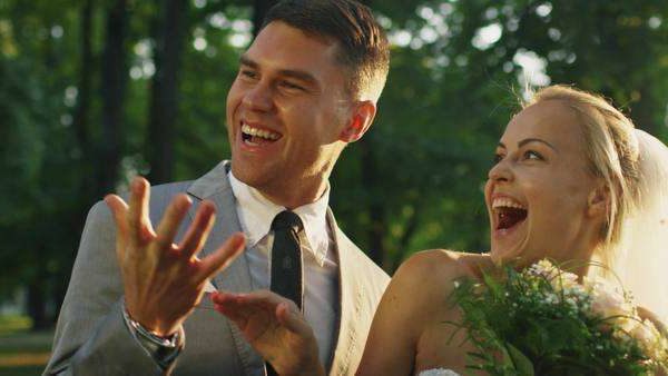 Bride And Groom How Did He Do That E1561410530711